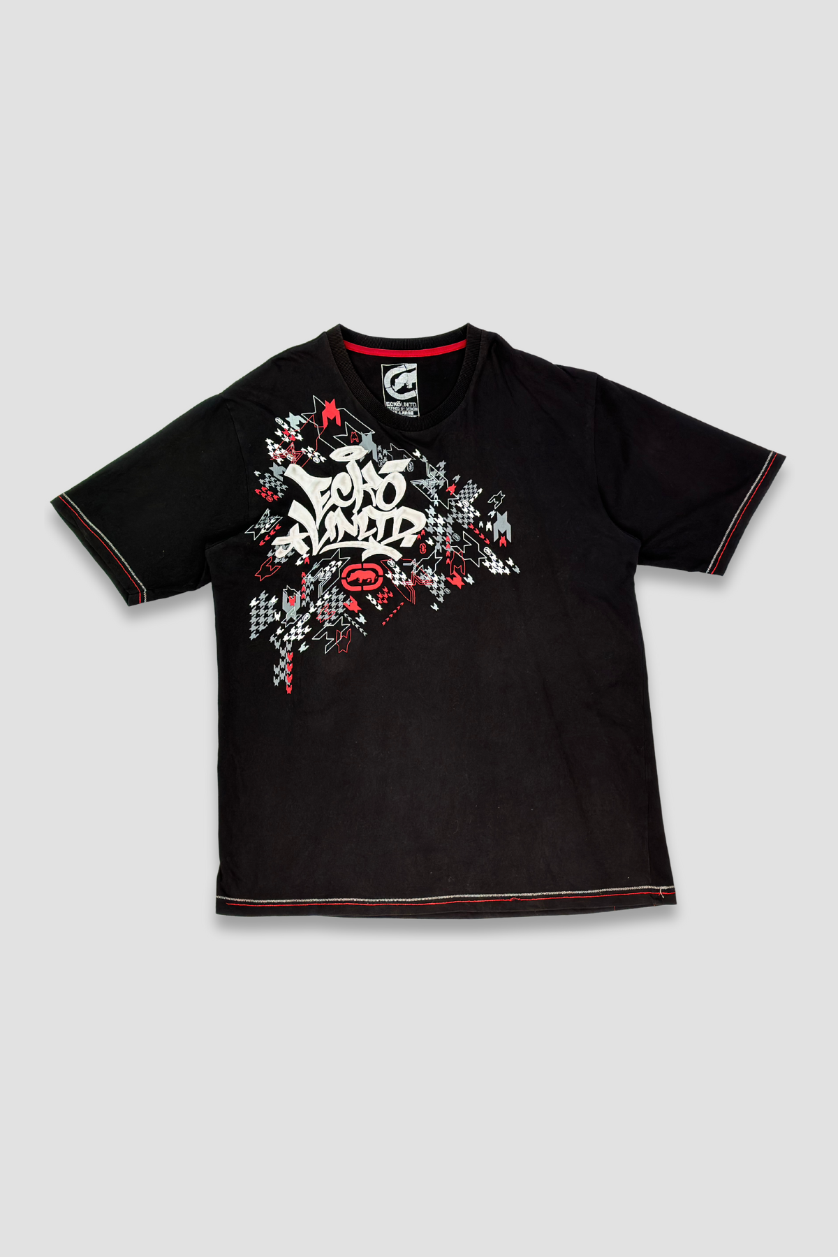 Eckō Unltd. Black Embroidered T-shirt