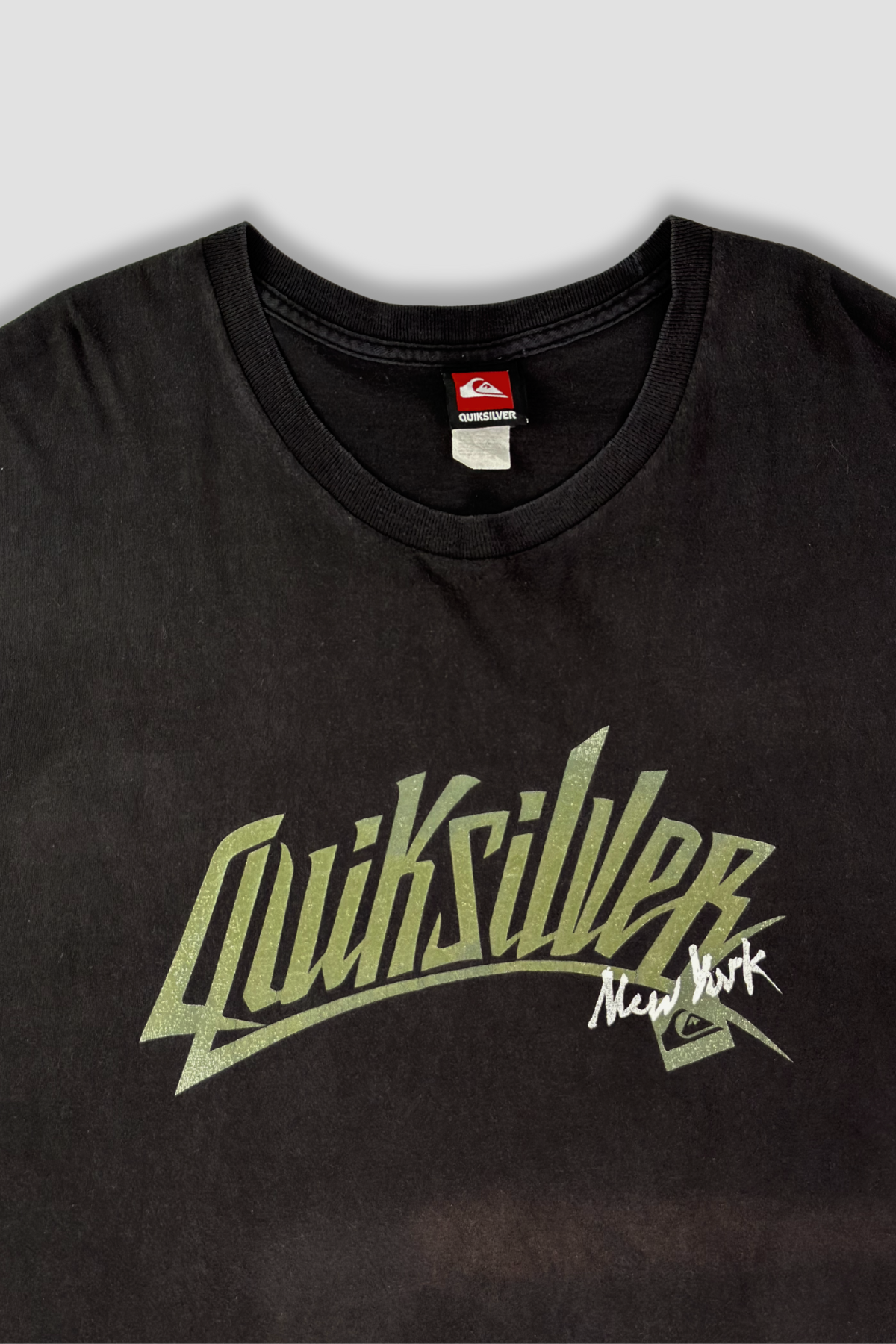 Quiksilver Men's Graphic Black T-shirt